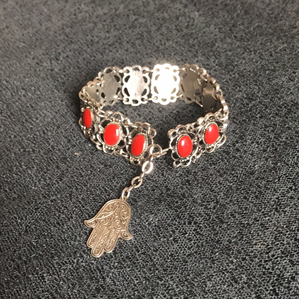 Hamsa charm bracelet silver and red 7 inch